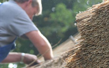 professional Toynton All Saints thatchers